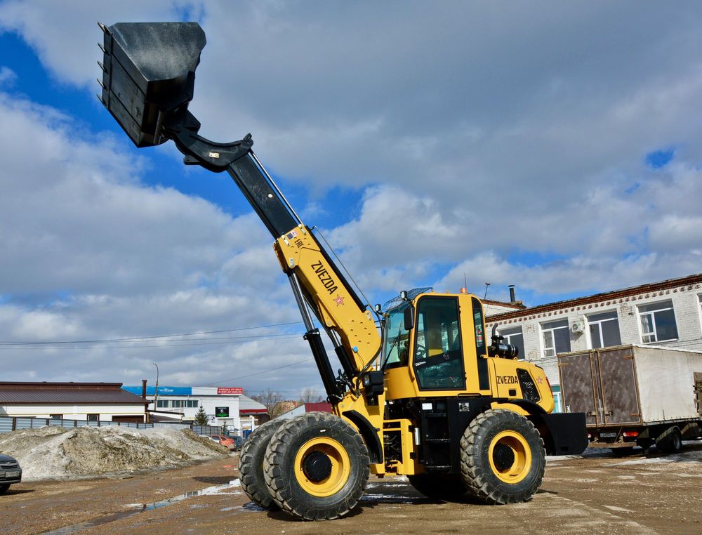 Погрузчик zvezda. Фронтальный погрузчик HZM xc600. JCB 541-70. Телескопический погрузчик JCB 541. Джисиби погрузчик телескопический 541-70.