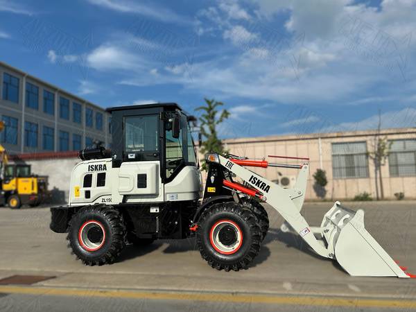 Фронтальный погрузчик ISKRA ZL15G - Фото №3 ISKRA ZL15G - Фото №3