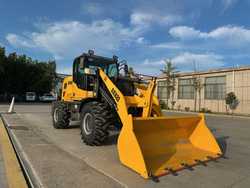 Фронтальный погрузчик ISKRA ZL20E - Миниатюра №2 ISKRA ZL20E - Миниатюра №2